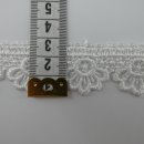 Gardinen Spitzenborte 3cm hoch weiß Hochglanzgarn Kurzstück 4,75m