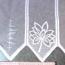 Scheibengardine weiß ca.165x98cm hoch Bogen mit Blume
